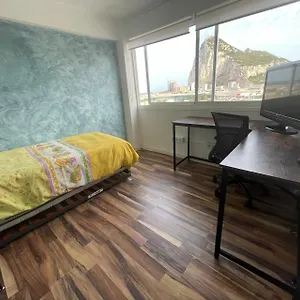 https://closest-room-to-gibraltar-border.es-andalucia.com