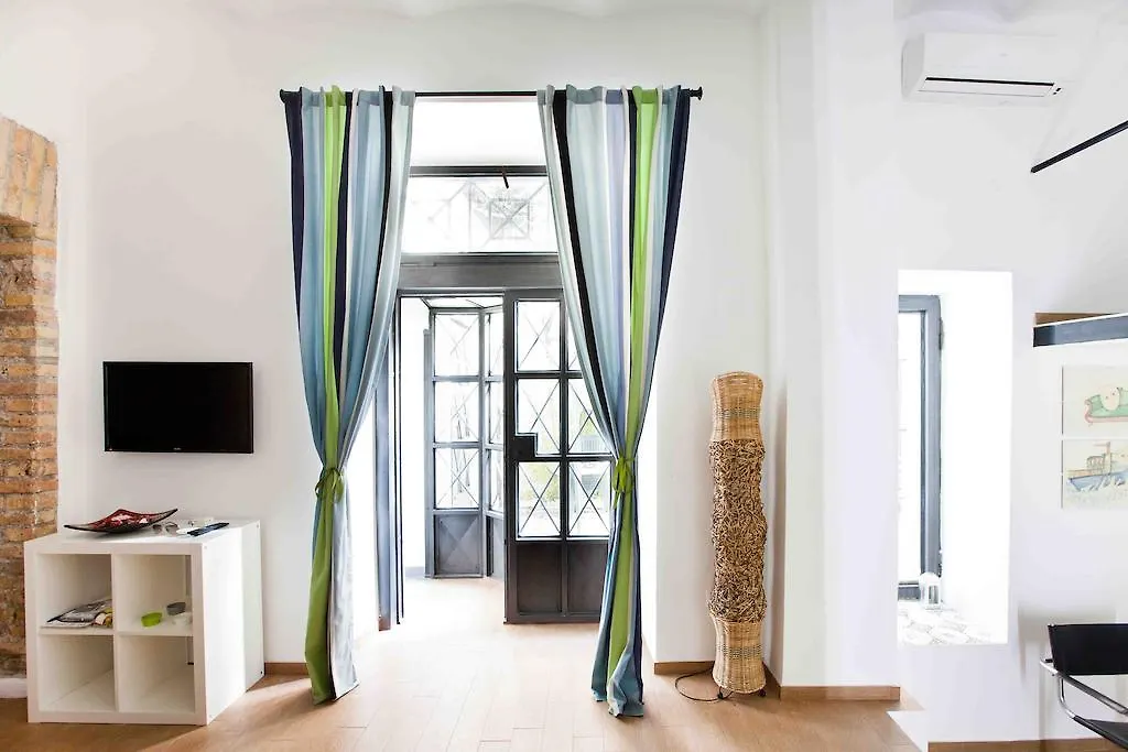 Colosseo Accomodation Apartment Rome 0*,